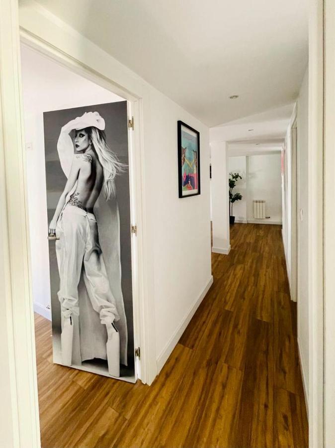 La Casa Del Rock Apartment Aranda de Duero Luaran gambar